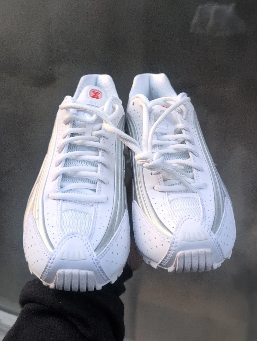 Nike Shox R4 White Metallic Silver (Women's) - AR3565-101 Size 6.5 NWOB